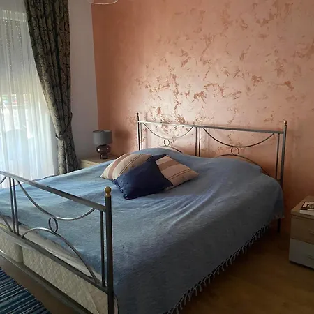 La Sirena アパート クラドヴォ